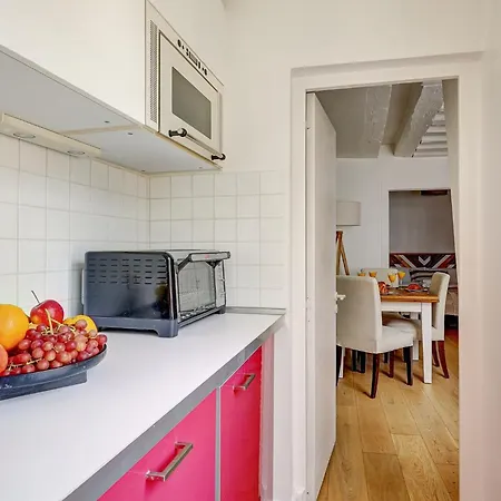 Appartamento 1Br Pompidou & Central Paris Flat Parigi